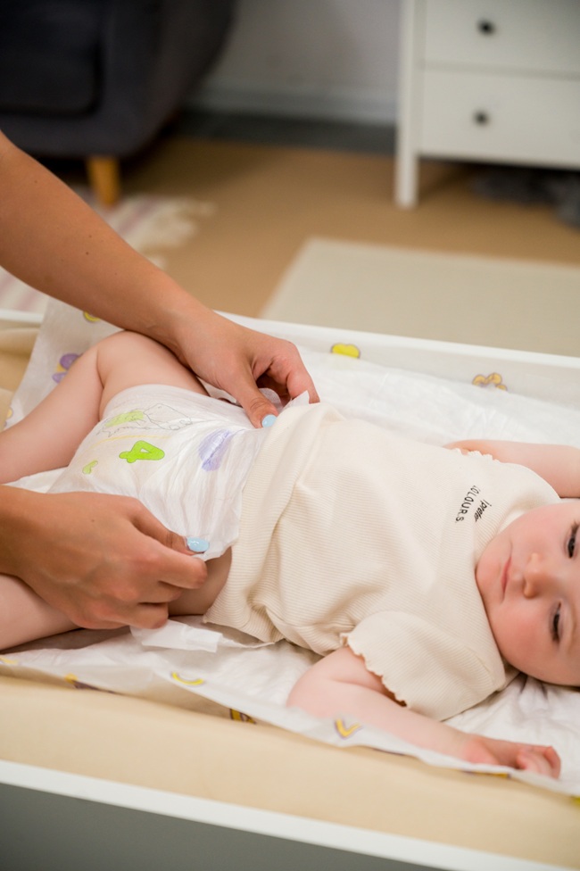 Biegunka u niemowlaka: jak wygląda, co podać i kiedy do lekarza?